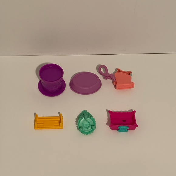 🪑 LOT OF 6 LPS Y2K VINTAGE LPS LITTLEST PET SHOP ACCESSORIES COLLECTIBLE TOYS 🪑 - Picture 4 of 10